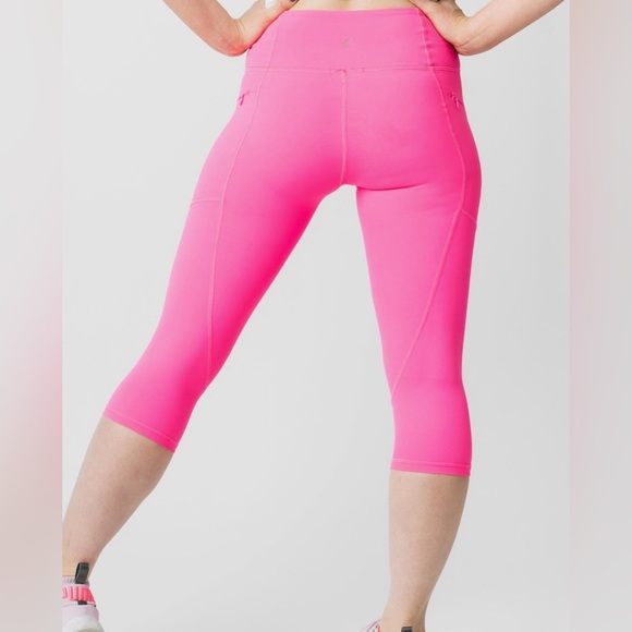 Pink Zipper Pocket Light n Tight Hi Rise Crop 17” (6-8) ZYIA NWT 791 - Picture 2 of 14